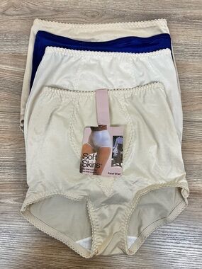 VINTAGE Set JCPenny 90s - Soft Skins - Silky High Leg‎ Brief Panties Size Medium